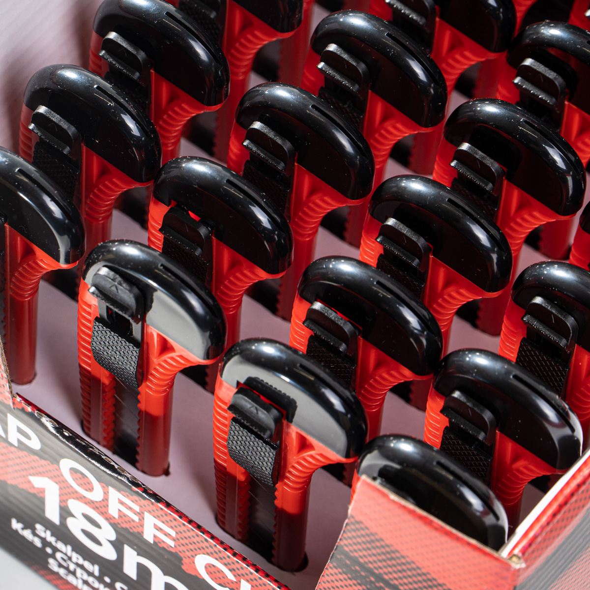 Snap off cutter 18mm, 24 pieces