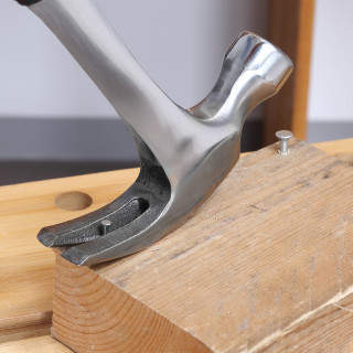 Carpenter forged hammer, 600gr/21oz 
